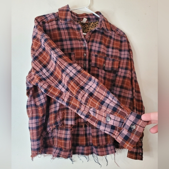 Anthropologie Pilcro Cropped Plaid Flannel Raw Hems Size Small High-Low - Picture 4 of 11